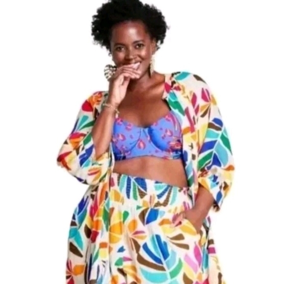 Tabitha Multicolor Leaf Pattern Tunic - Picture 15 of 15